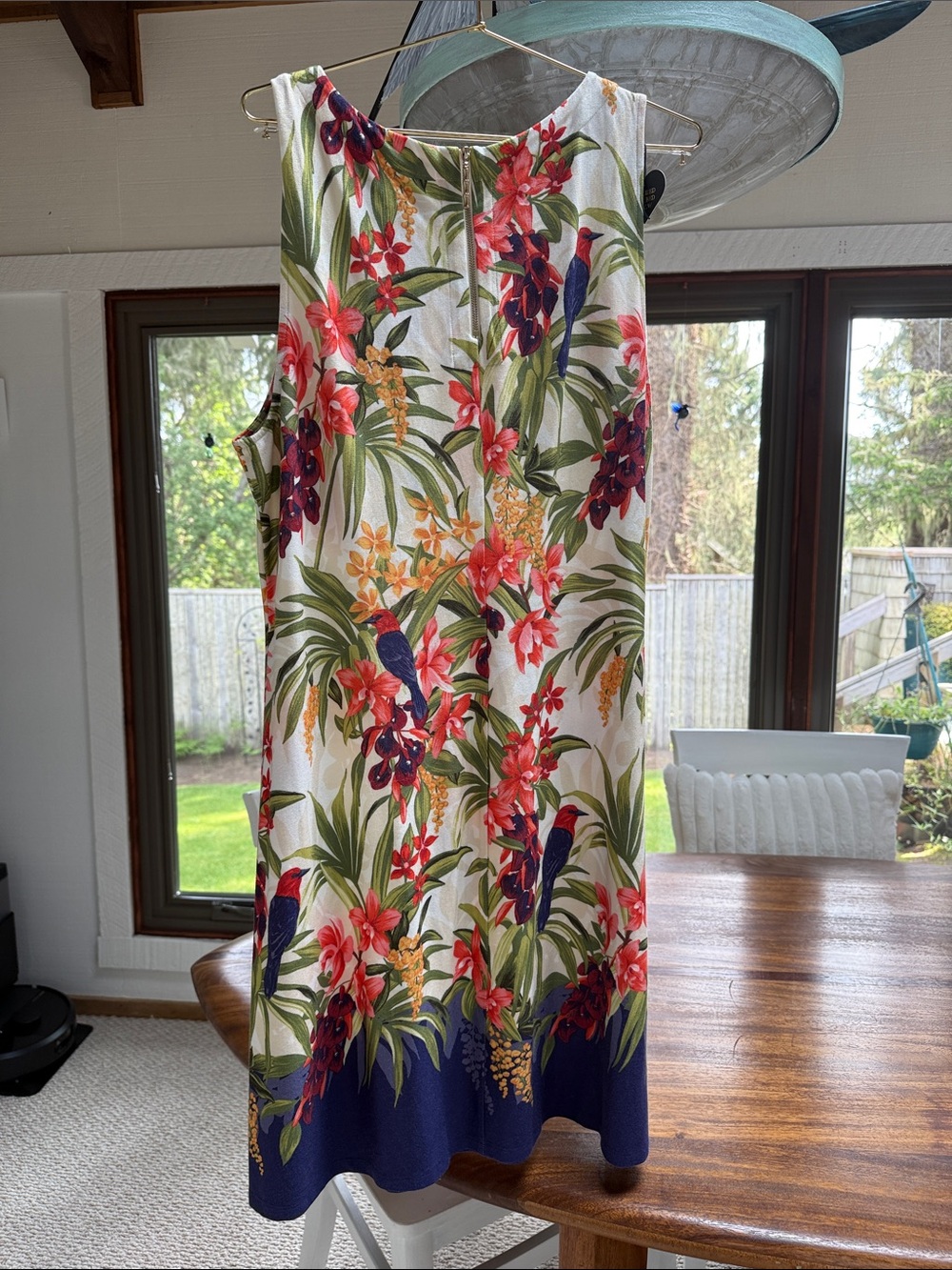 Tommy Bahamas women’s Tropical Floral Parrot Shift Dress - White & Navy NEW